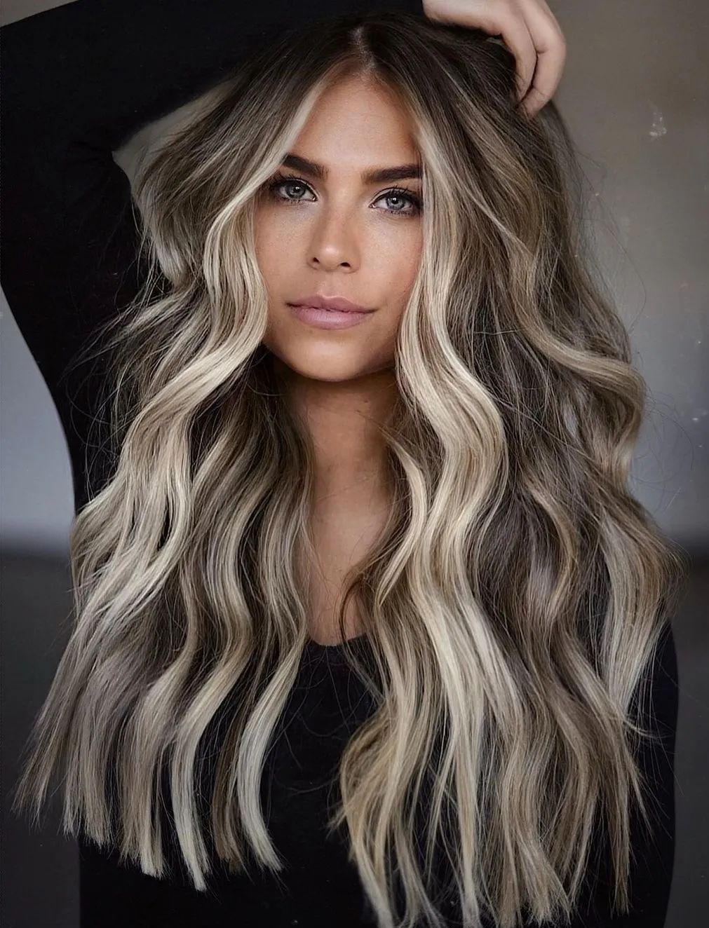 Explore Different Hair Colors and Highlights